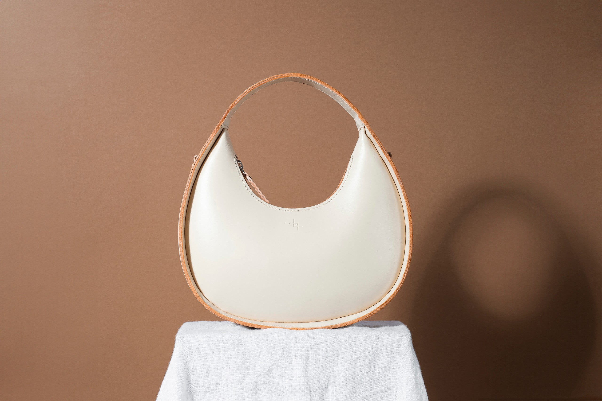 Leather Handbag Mini Moon - Cookie